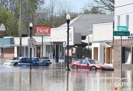 Rues inondées de Sanford, au Michigan